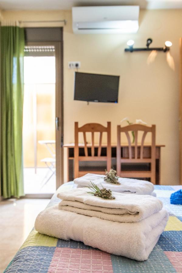 Apartamentos Maribel Calaceite Extérieur photo